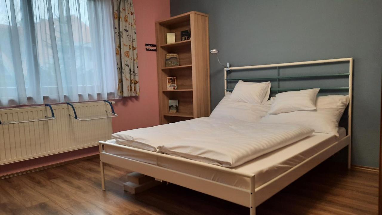 Aranypatak Apartmanhaz 솜버트헤이 외부 사진